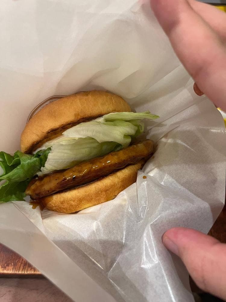 フレッシュネスバーガー 新宿御苑店