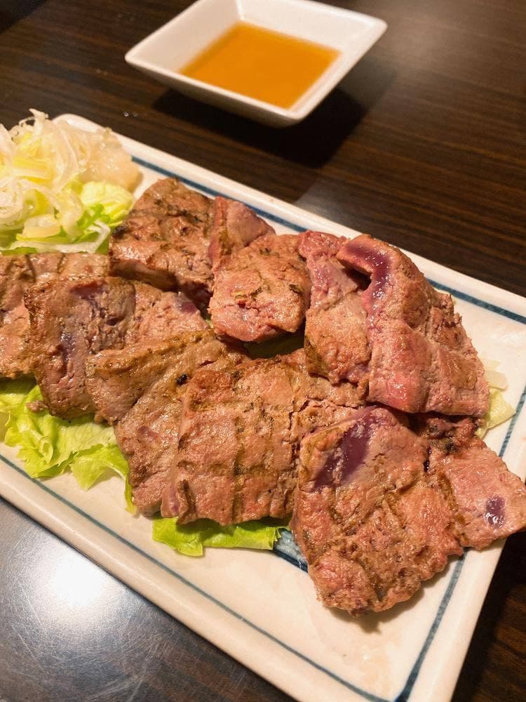 炭火・やき八