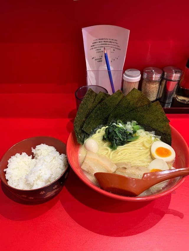 横浜家系ラーメン赤家 江古田店 - サブ画像2