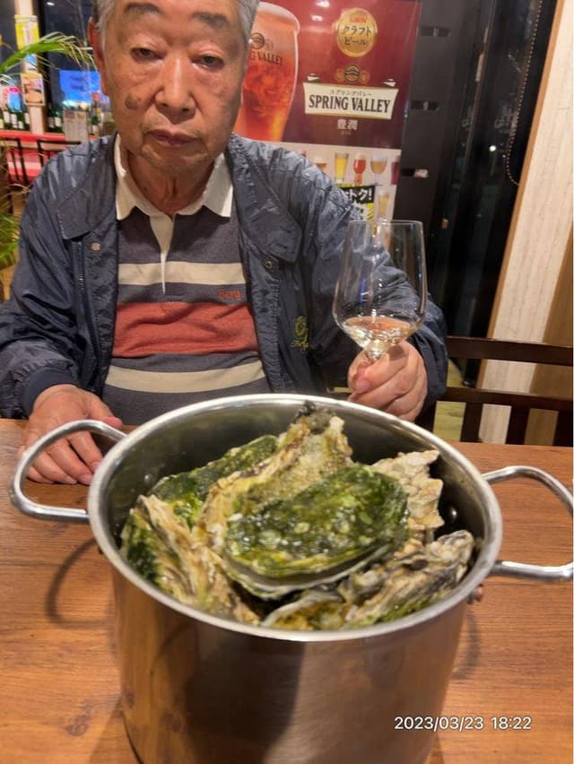 牡蠣とワインのある店 湾岸食堂 - サブ画像2