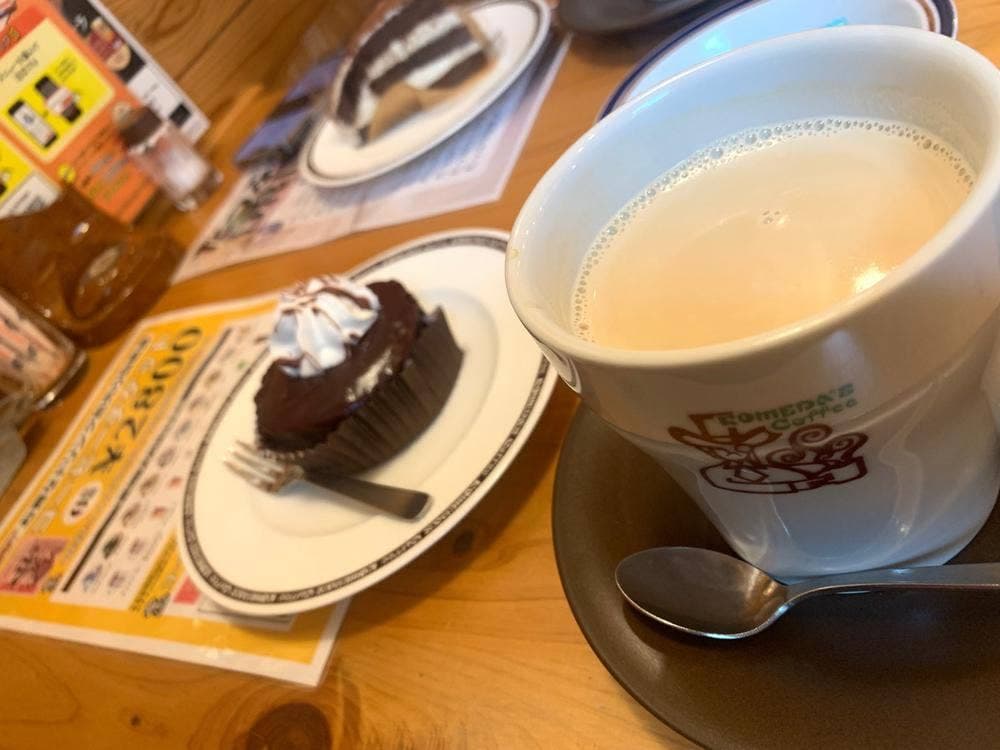 コメダ珈琲店 北九州守恒店