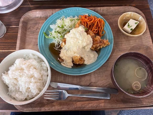 ムシャムシャ食堂 本店 - サブ画像2