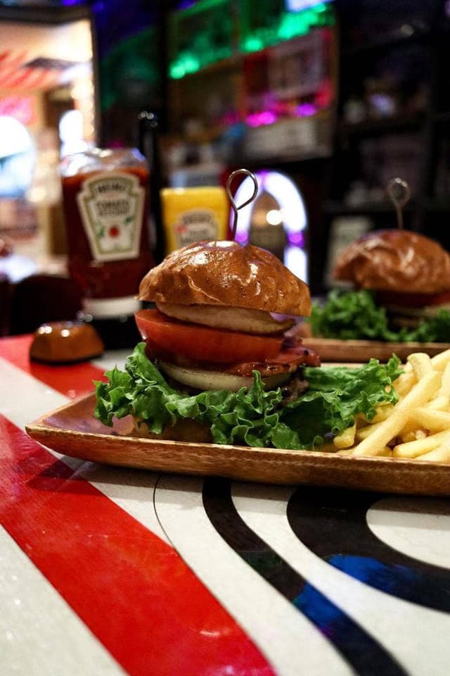 American DINER & BAR Funny’s - サブ画像1