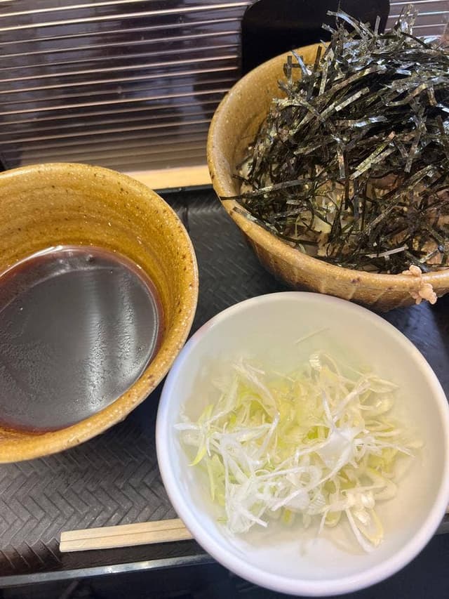 なぜ蕎麦にラー油を入れるのか。秋葉原店 - サブ画像2