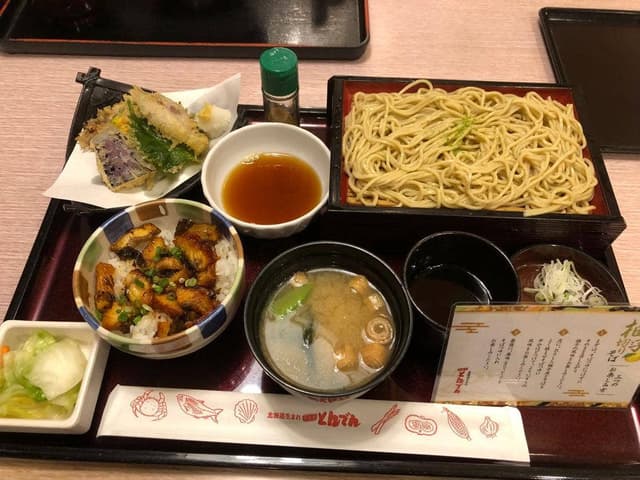 とんでん 手稲前田店 - サブ画像1