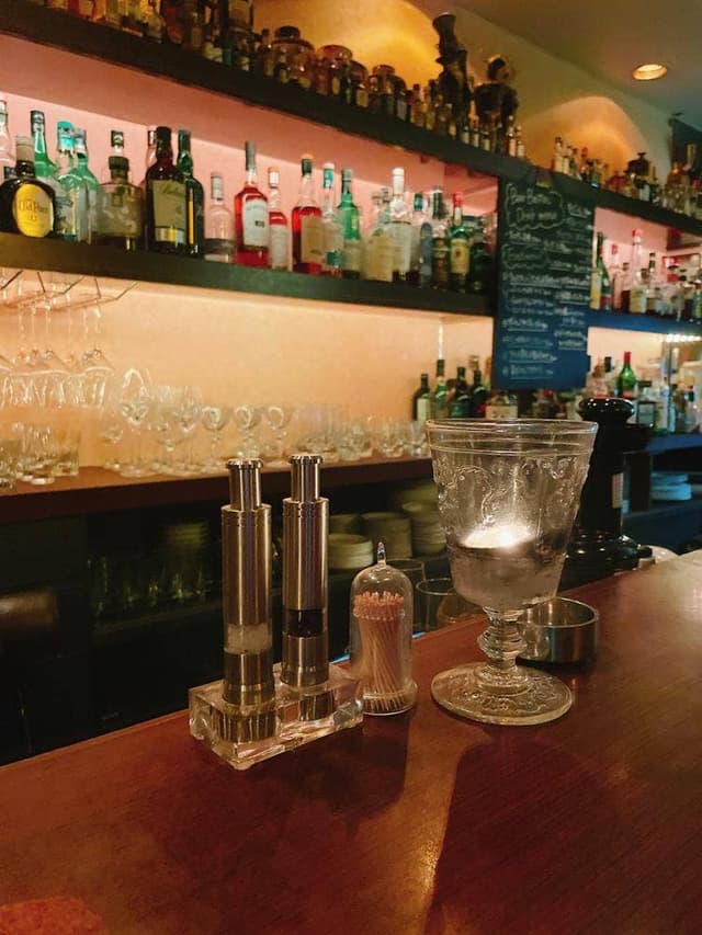 バール ブトン - サブ画像1