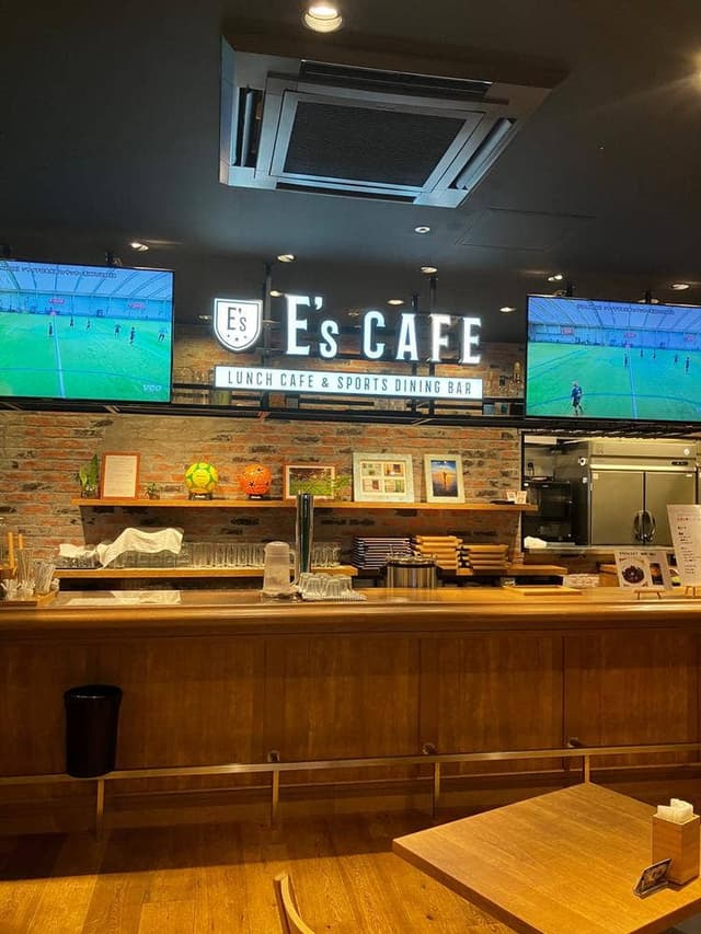 E’s CAFE - サブ画像1