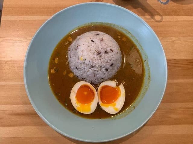 カレーなる酒場 はらぺこ本舗 中村店 - サブ画像1