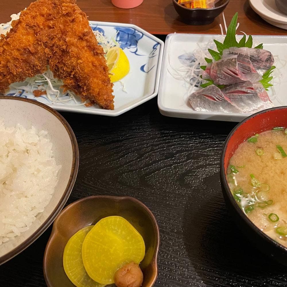 和風食堂 弥次喜多 平町店