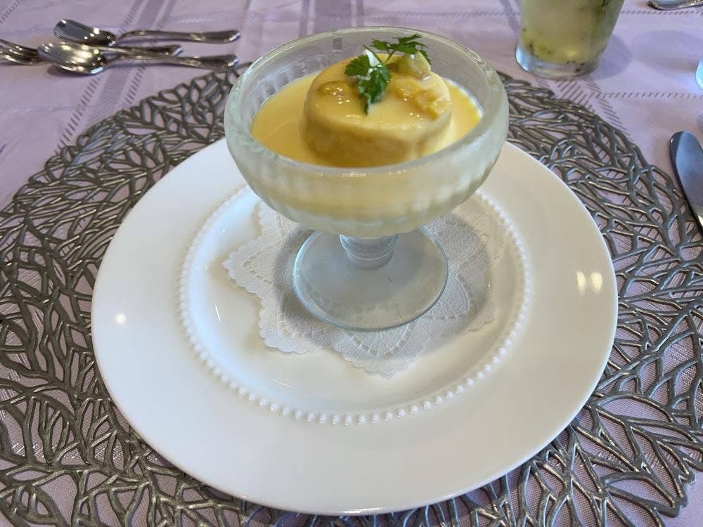 和 DE FRANCAISE KUWAHARAkan ソラリア西鉄ホテル鹿児島