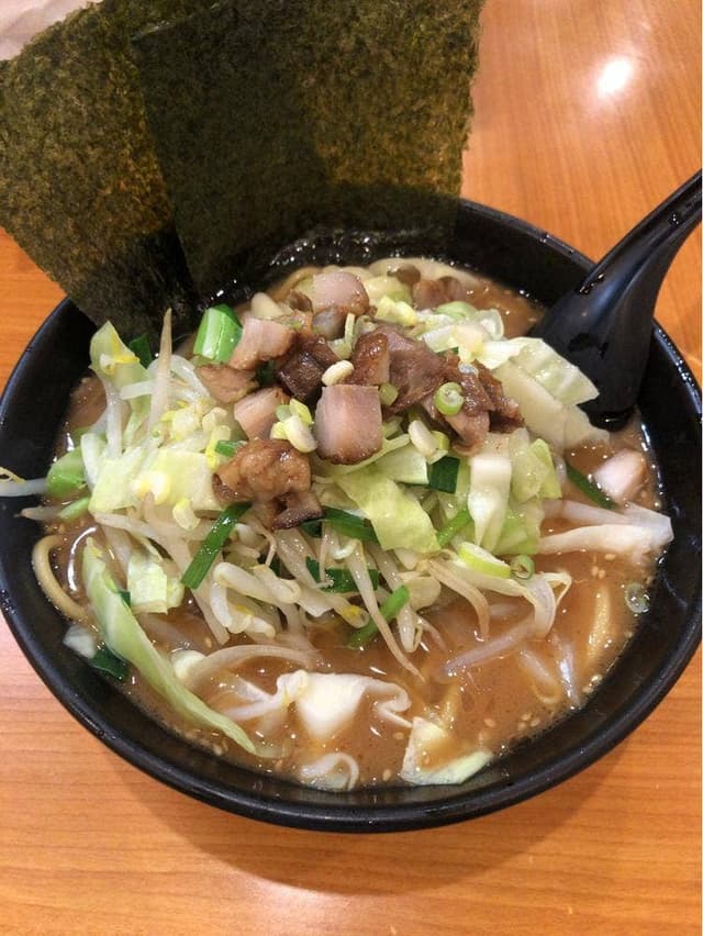 横浜ラーメン てっぺん家 - サブ画像1
