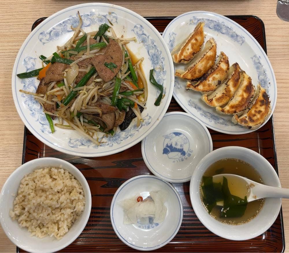 ぎょうざの満洲 川越工場直売店