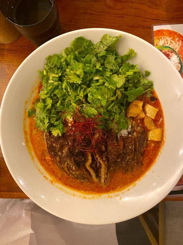 元祖担担麺と肉汁餃子専門店 人形町 天秤棒 - サブ画像1