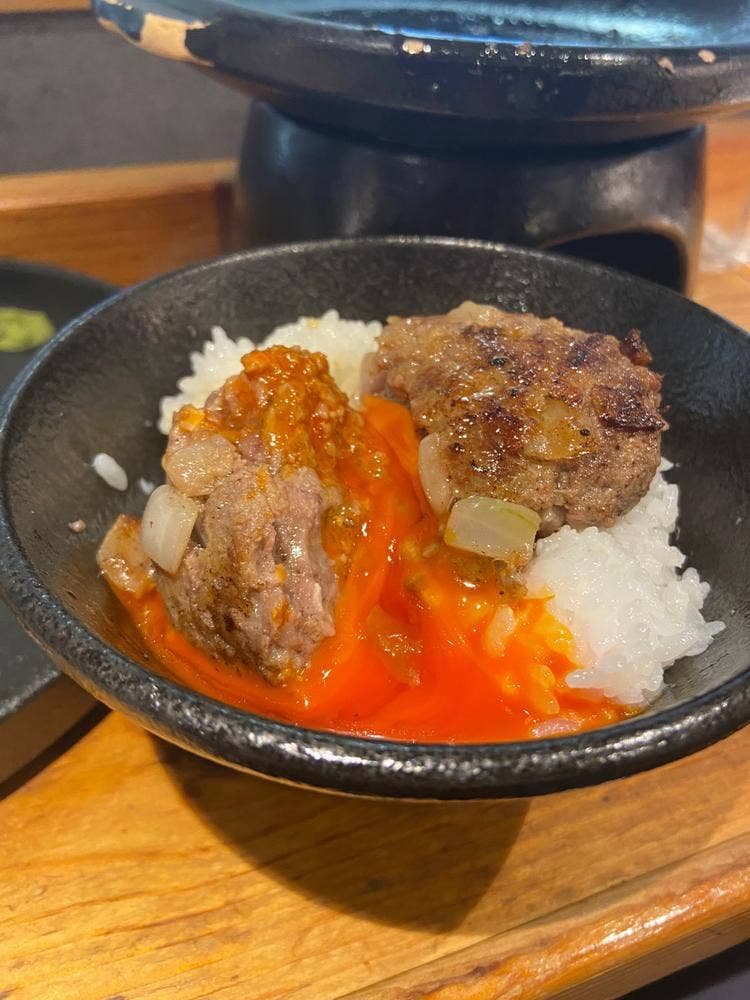 永田精肉店 肉屋のハンバーグと炊きたての米