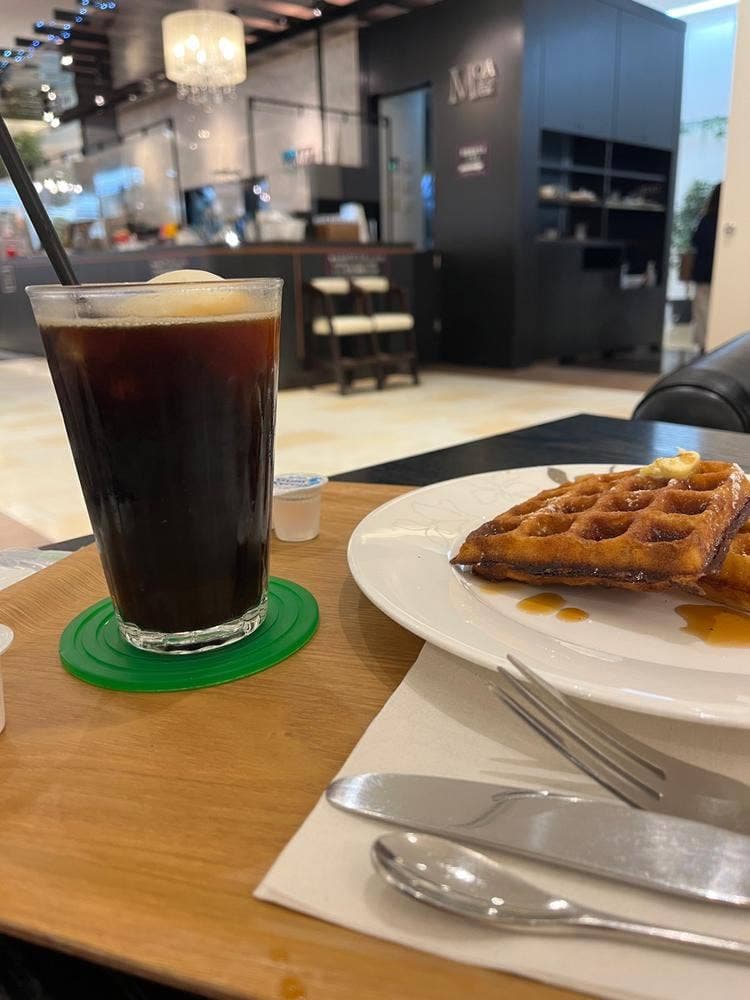 モア カフェ 東京インテリア家具浜松店