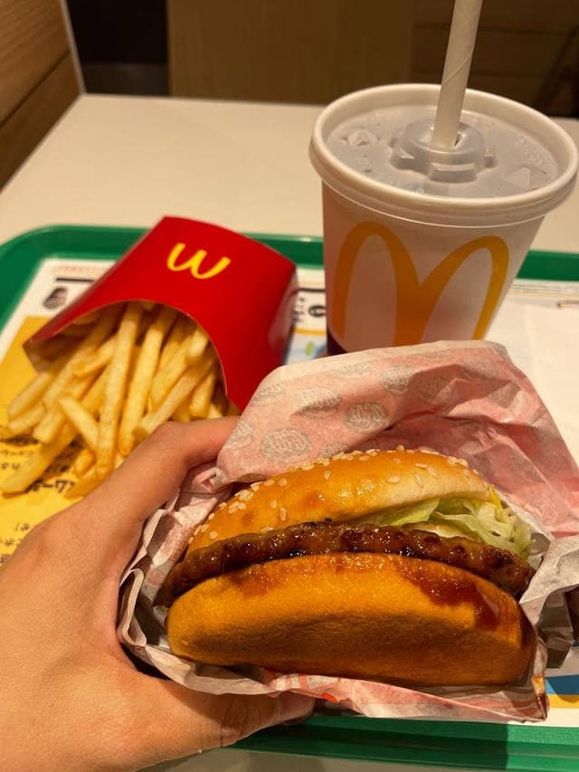 マクドナルド 町田駅前店 - サブ画像1