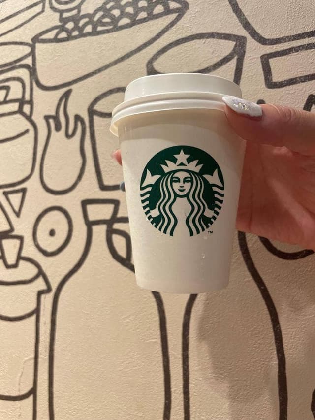スターバックス コーヒー 青山骨董通り店 - サブ画像2