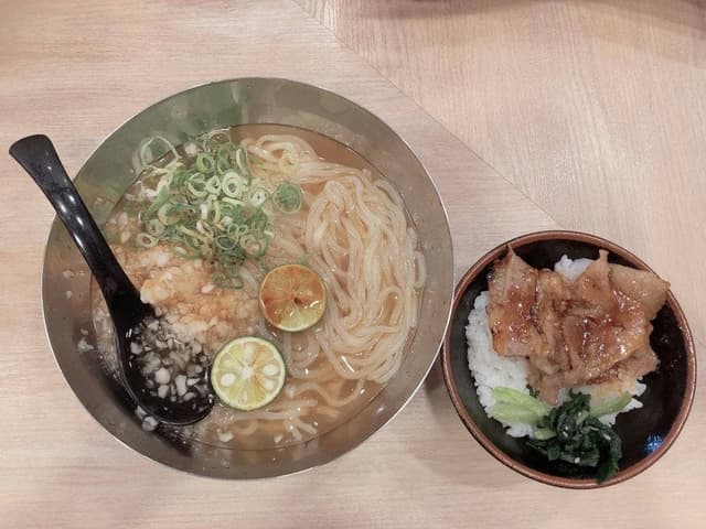 肉のヤマキ商店 西葛西メトロセンター店 - サブ画像2