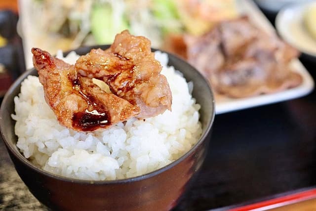 焼肉ホルモン 獅丸 - サブ画像2