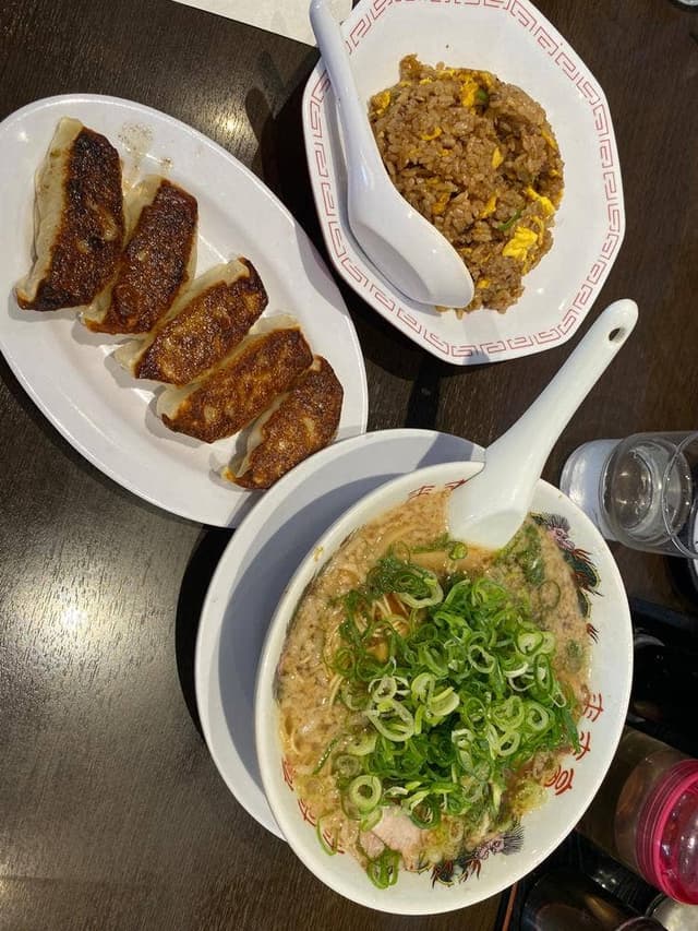 来来亭 国母店 - サブ画像1