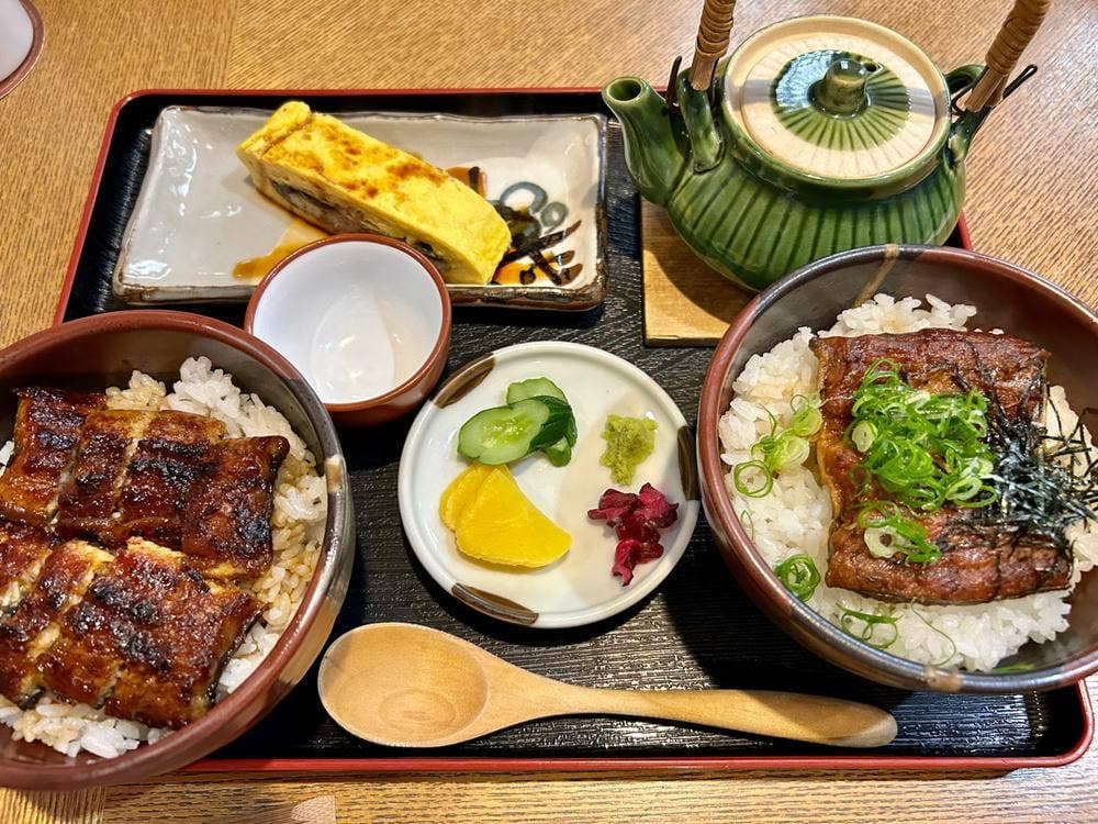 炭火うなぎ 和風料理 伊勢梅