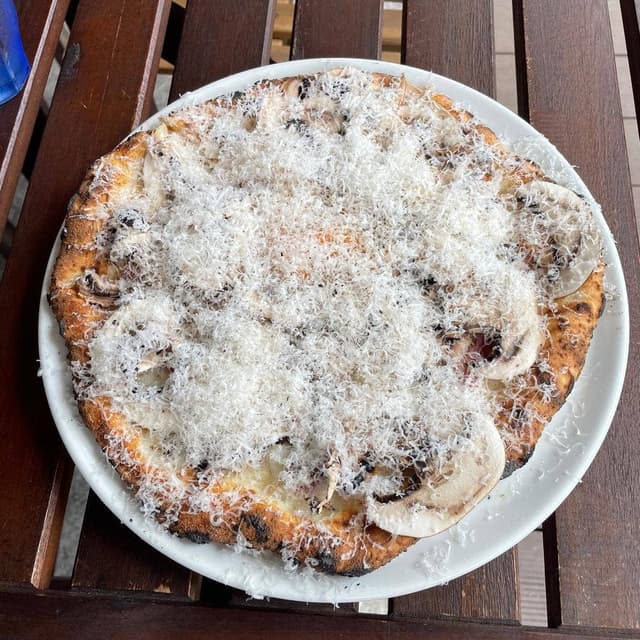 PIZZERIA LEON - サブ画像3