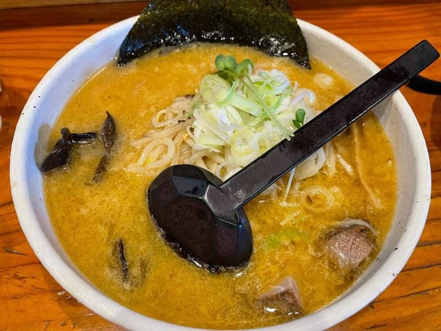 麺処白樺山荘 真駒内本店 - サブ画像3