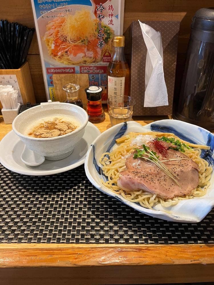 らーめん 泉鶏白湯 鶏神