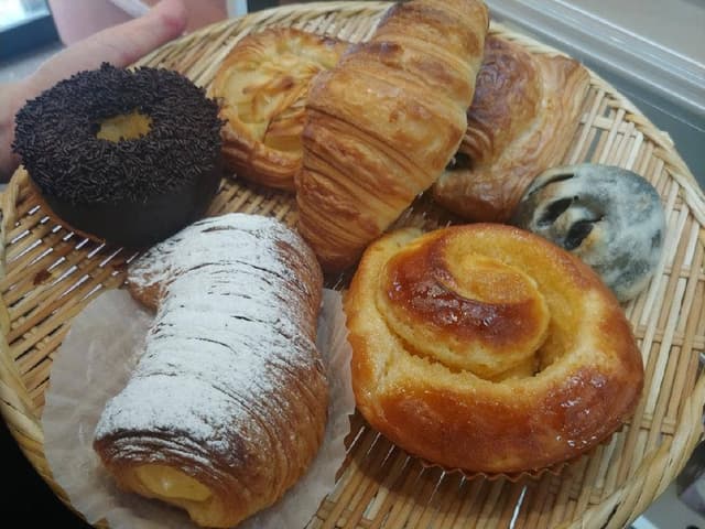 パン家のどん助 - サブ画像1