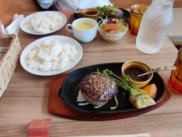 GRILL＆CAFE 山ノ辺 - サブ画像3