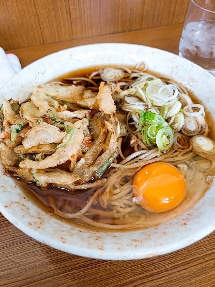 立ち食いそば うどん たまも
