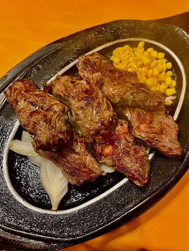 ガッツ・グリル 新宿店 - サブ画像1