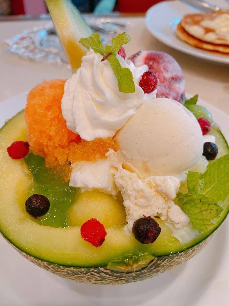 ロイヤルホスト 新宿三井ビル店