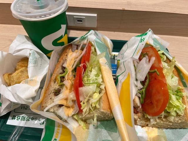 サブウェイ 青山一丁目ツインビル店 - サブ画像1