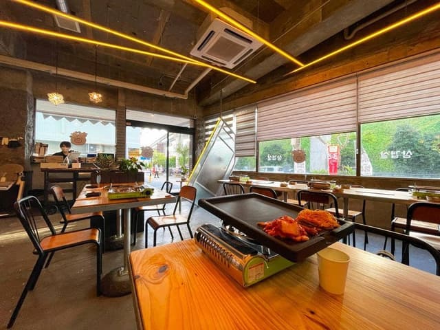 330サムギョプサル専門店 - サブ画像1