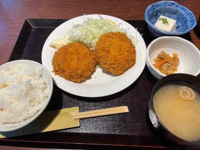 焼鳥 もつ鍋 もつ福 - サブ画像2