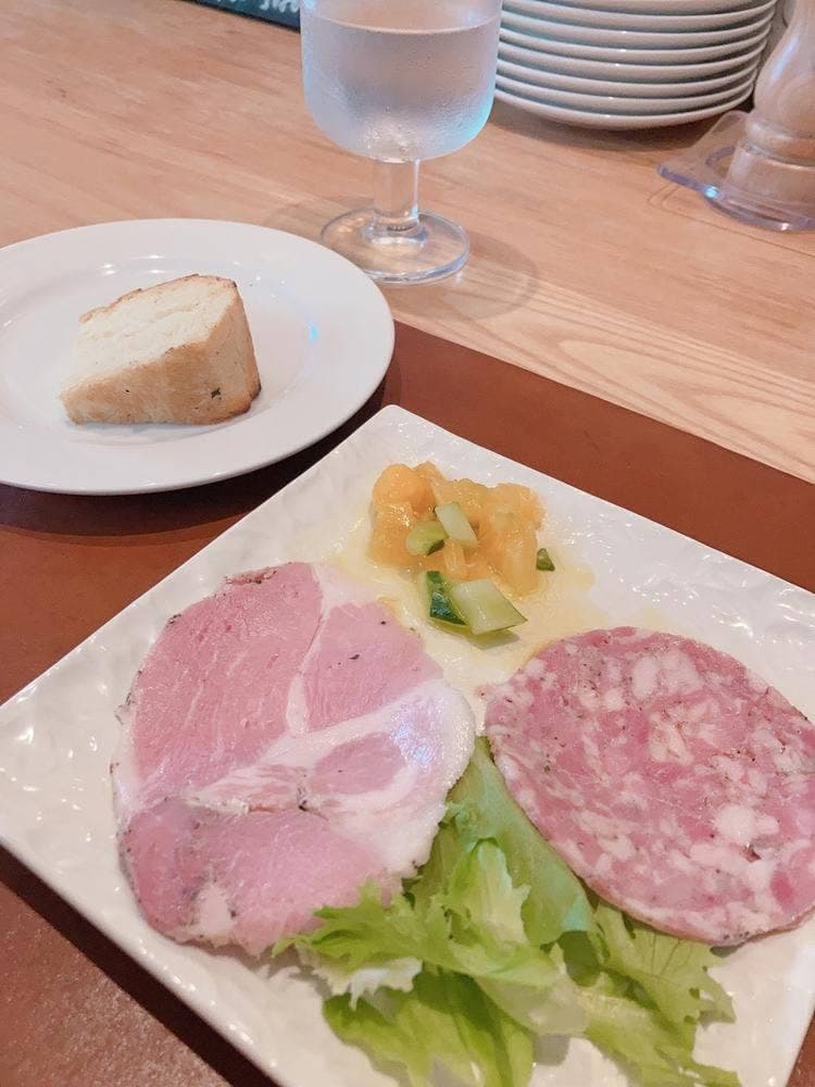 トラットリア カンパーナ ジロウマル