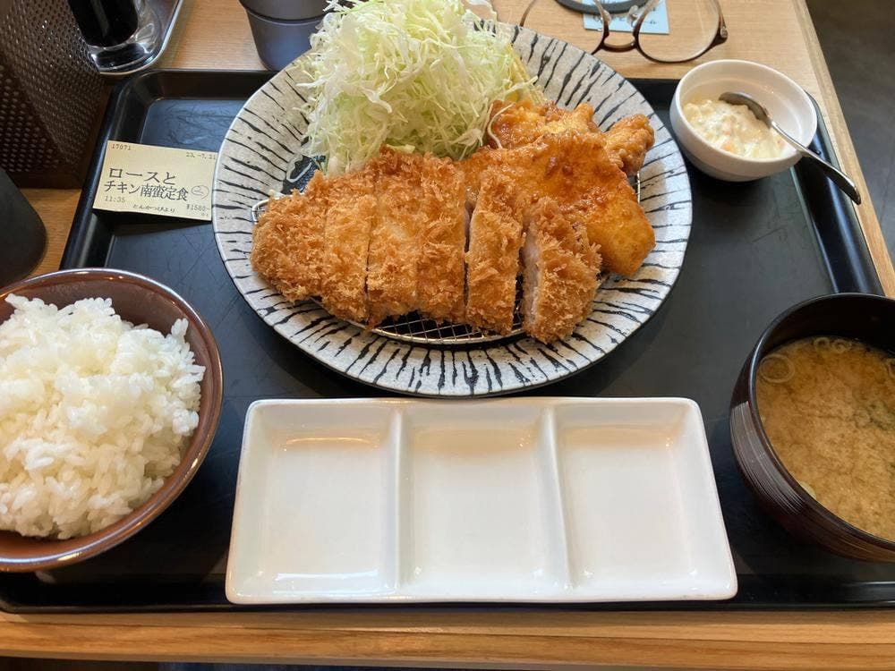 とんかつびより