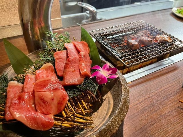 炭火焼肉 眞瀬 - サブ画像3