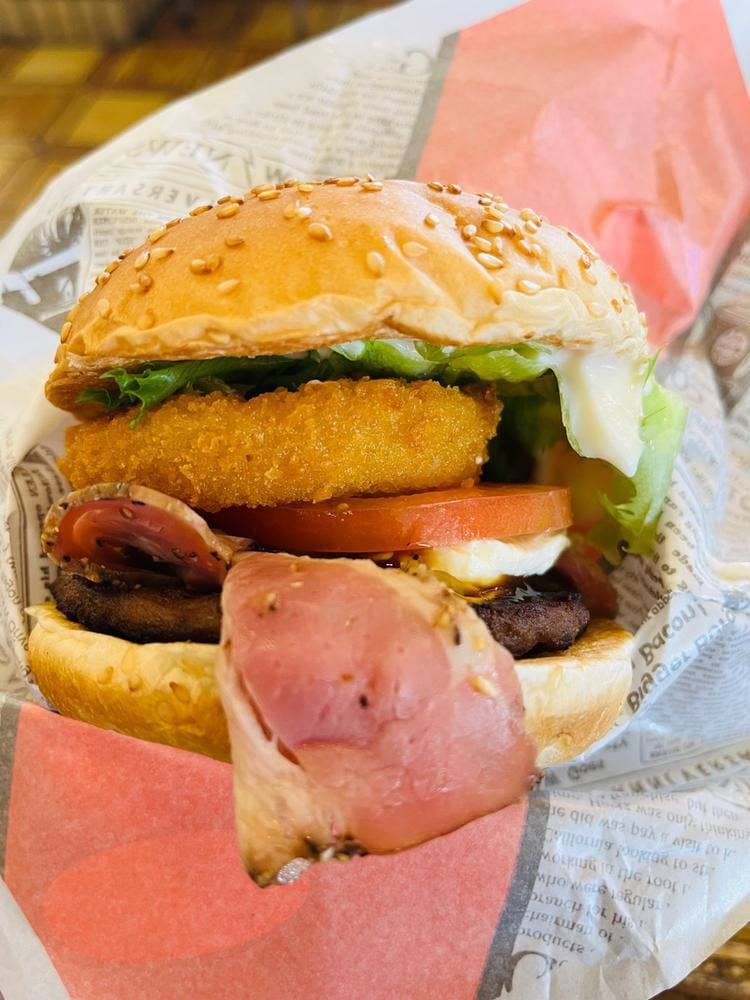 A&W 美浜店