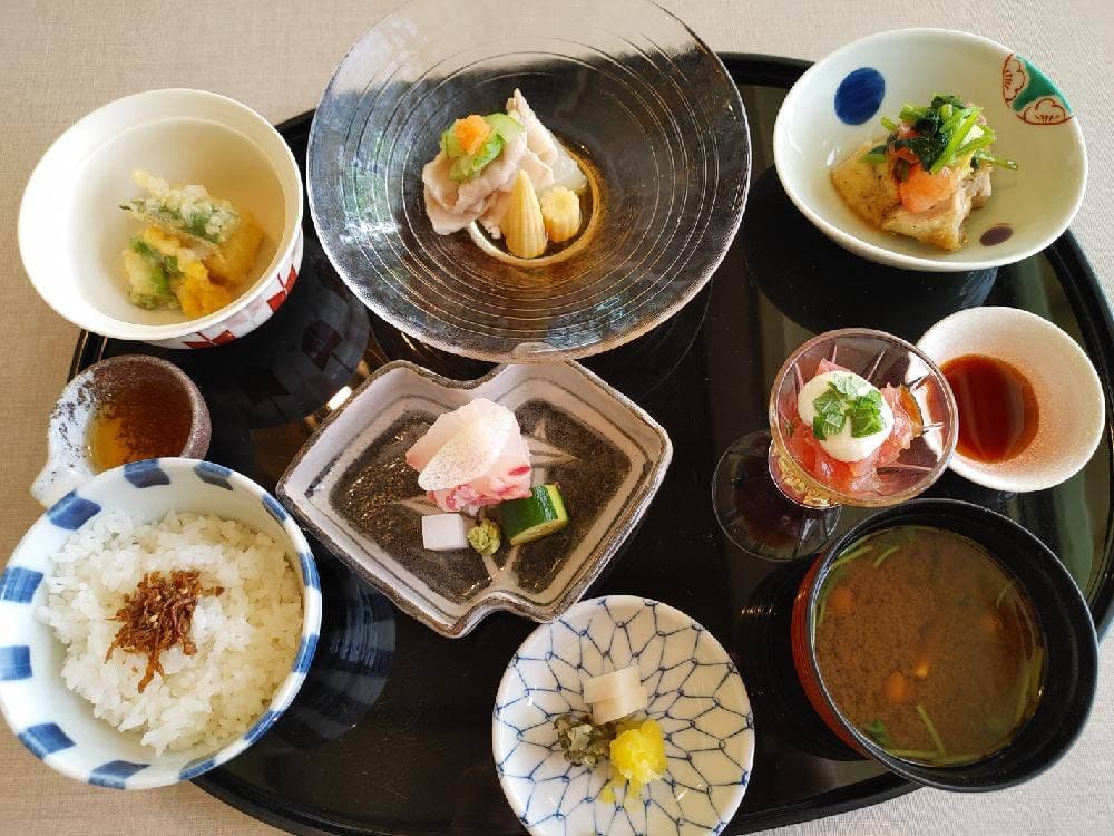 和食レストラン 真南風 ザ・ナハテラス