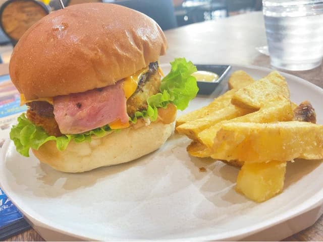 SHIMA UMA BURGER & CAFE イオンモール大高店 - サブ画像2