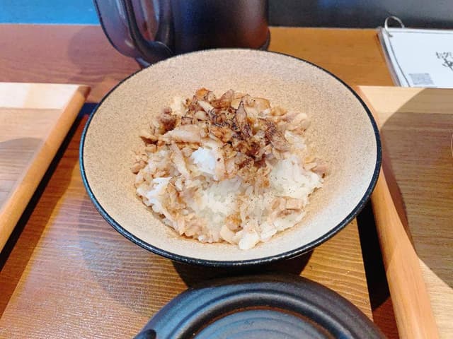 おダシと銀しゃり 中華そば 雲雀 - サブ画像2
