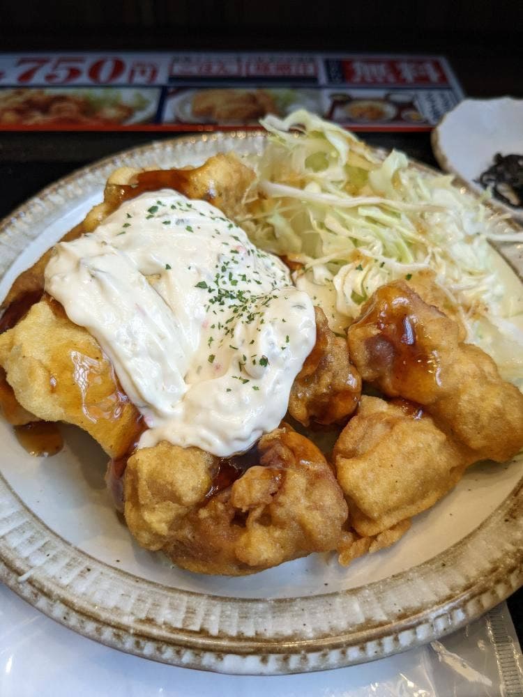 焼肉ホルモン酒場 ホルモン カラカラ