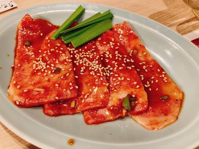 黒毛和牛ホルモン大衆焼肉しんすけ - サブ画像1