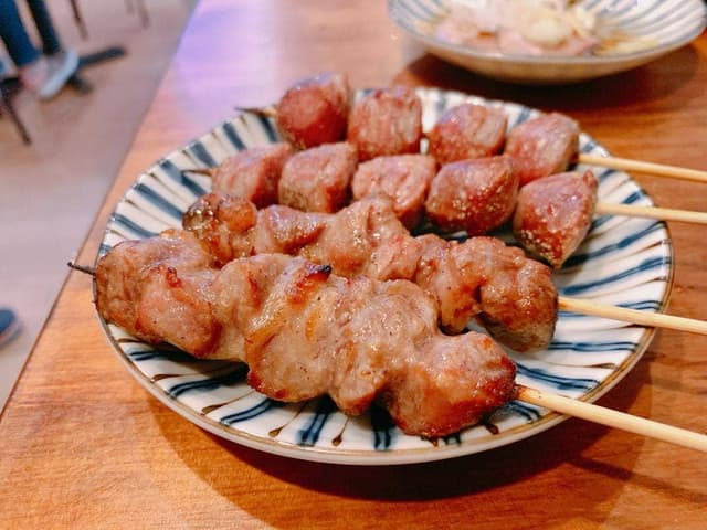 やきとり もつ焼 まるや - サブ画像1
