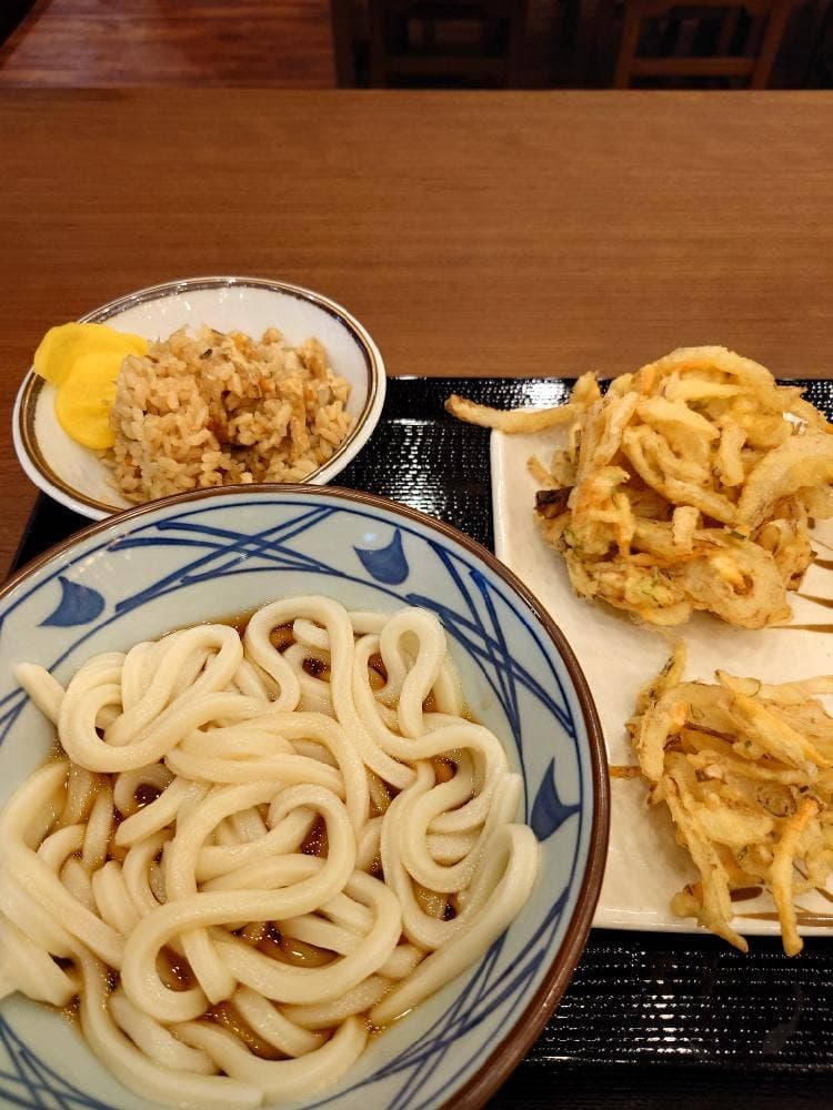 丸亀製麺 イオンスタイル赤羽店