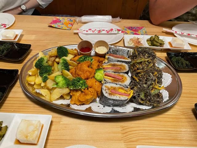 沖縄料理 ゆぃまぁる - サブ画像1