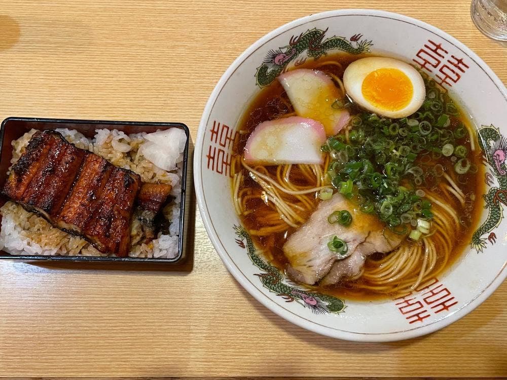 まるまつラーメン