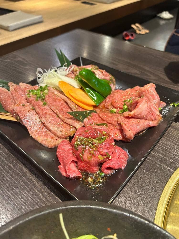焼肉 ジナン